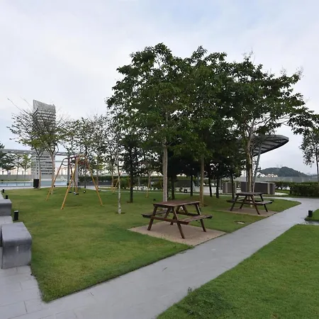 Family Cozy Homestay - Alpha Ivf At Strand Mall Petaling Jaya Exterior photo